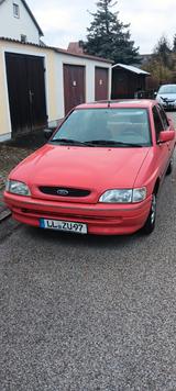 Ford Escort 1.6i 16V Ghia Ghia - gebrauchte Ford Escort aus dem Jahr 1994