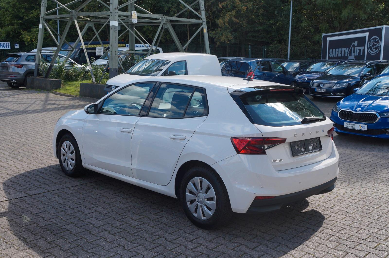 Skoda Fabia Active*LED*PDC*KLIMA*SHZ*SMARTLINK*