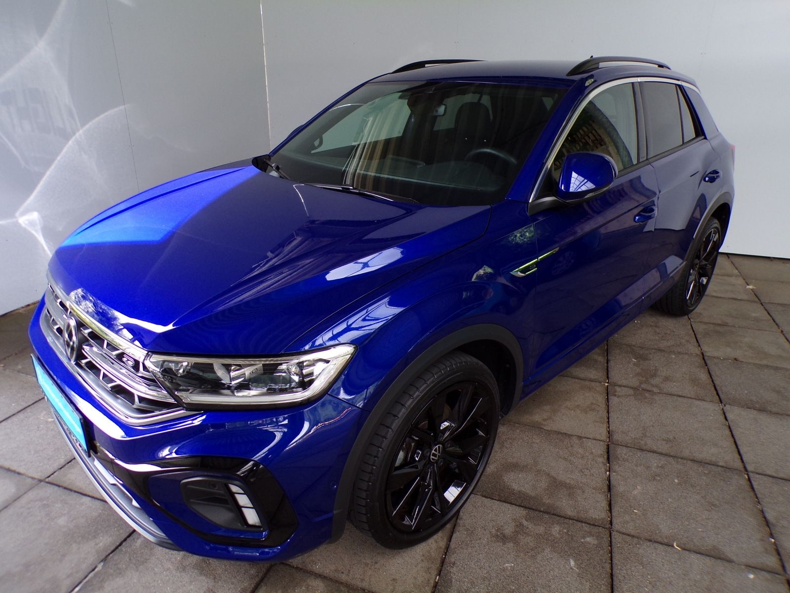 Volkswagen T-ROC 1.5 TSI R-LINE 19' ERGO-SITZE LED PLUS foto 5