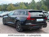 Volvo V60 Kombi Momentum Pro PANO AHK 4ZONEN ACC KAM - Volvo V60 Gebrauchtwagen in Berlin