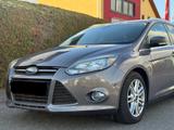 Ford Focus Turnier Titanium|150 PS | Park A| PDC| TÜV - Ford Focus aus 2012: Titanium