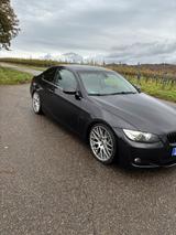 BMW 335i E92 - BMW 335 in Freiburg