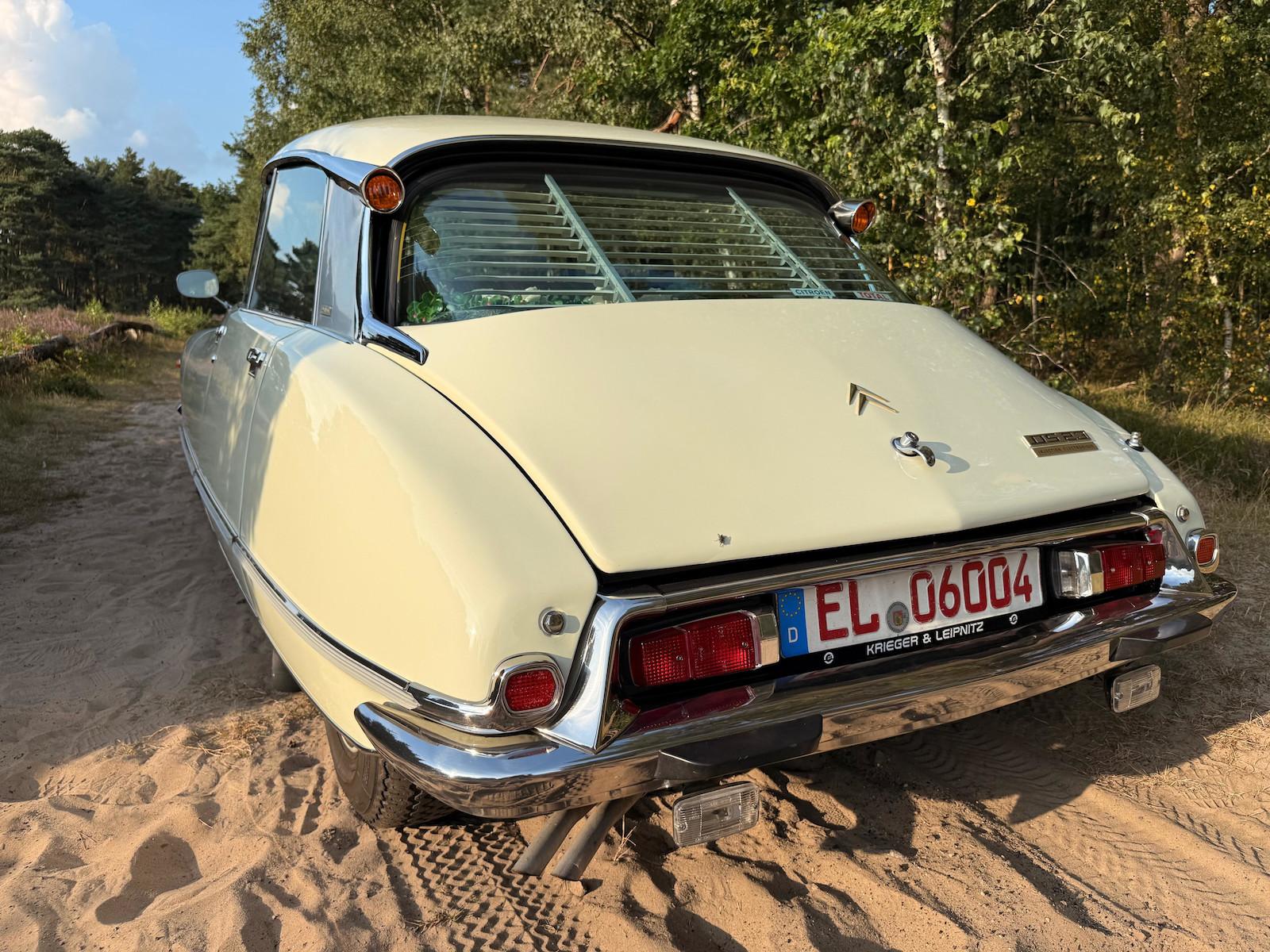 Citroën DS 23 i.e Pallas Klima Aut. FIVA Card Unikat 1