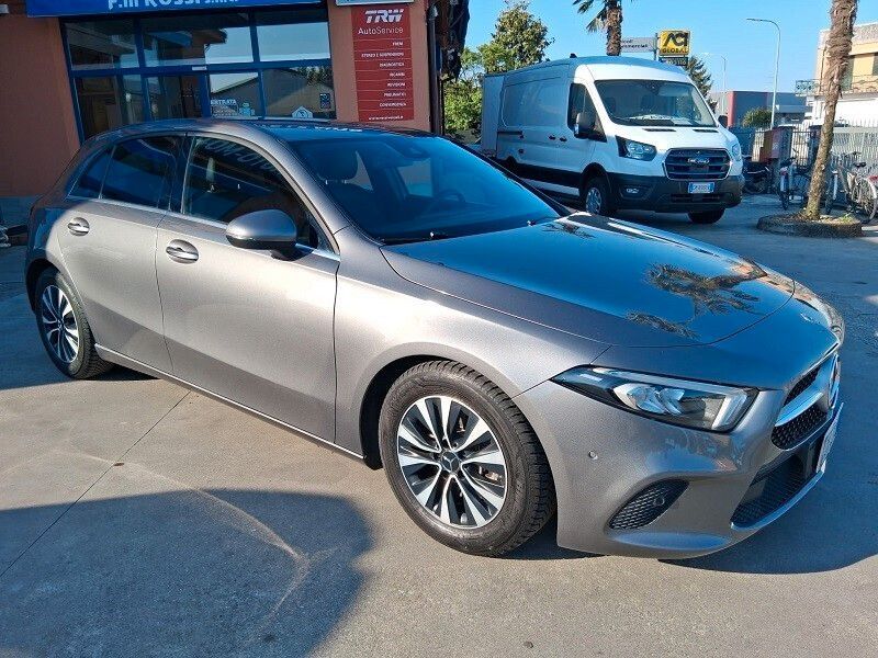 MERCEDES-BENZ Mercedes-benz A 180 d Business Extra
