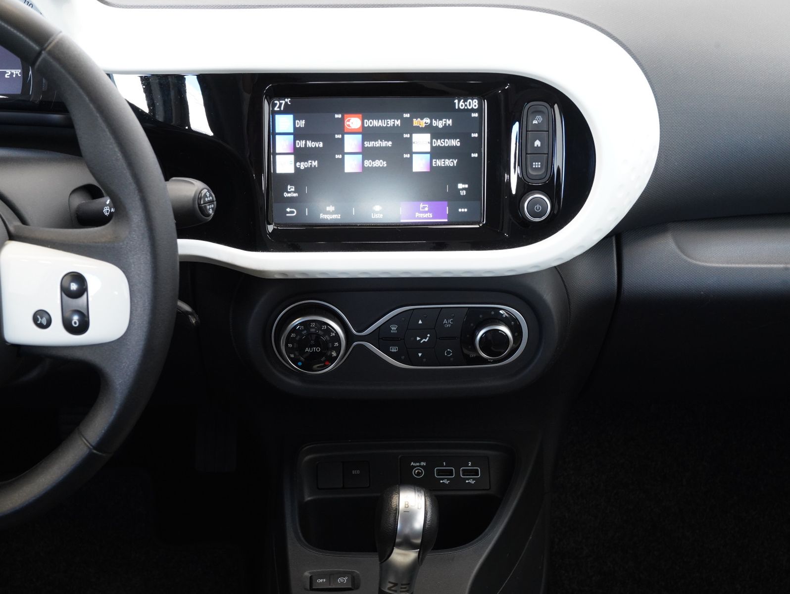 Fahrzeugabbildung Renault Twingo Zen Electric