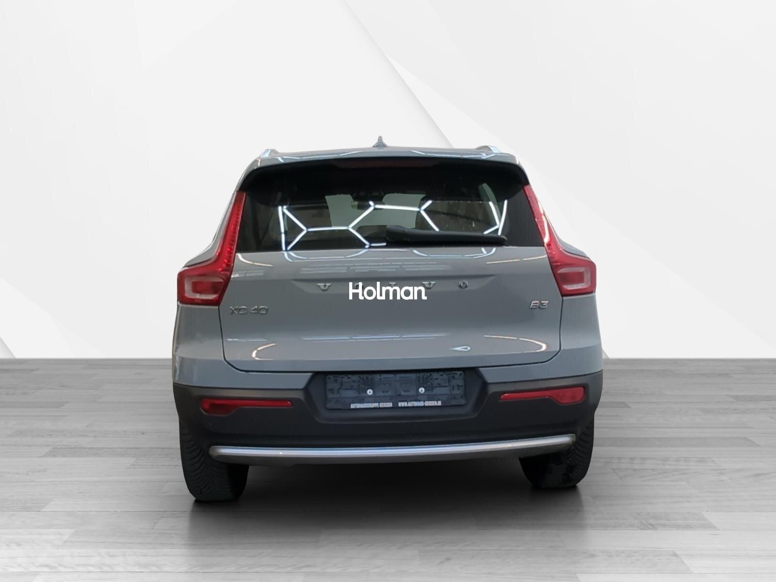 Volvo XC40 B3 B DKG Core RFK Navi LED