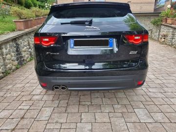 Jaguar F-Pace - 5