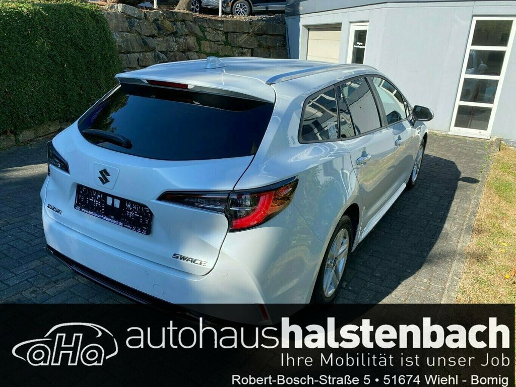 Suzuki Swace — fotografia 3