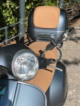 Piaggio GTS300 Garagenfahrzeug mit wenig km