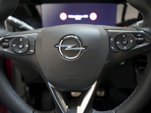 Mokka-e B ULTIMATE 50kWH AT+LED+NAVI+RÜCKFAHRKAM