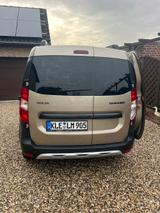Dacia Dokker Blue dCi 95 Stepway Stepway+Standheizung - Dacia Dokker mit Diesel-Antrieb