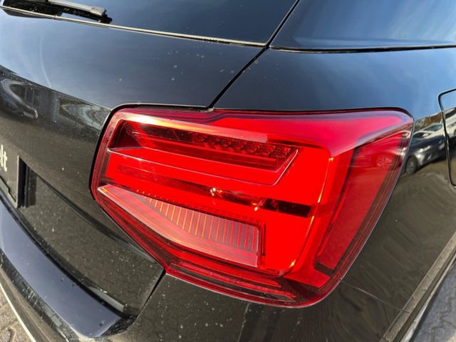 Q2 35 TFSI sport S tronic LED Navi Sitzheizung