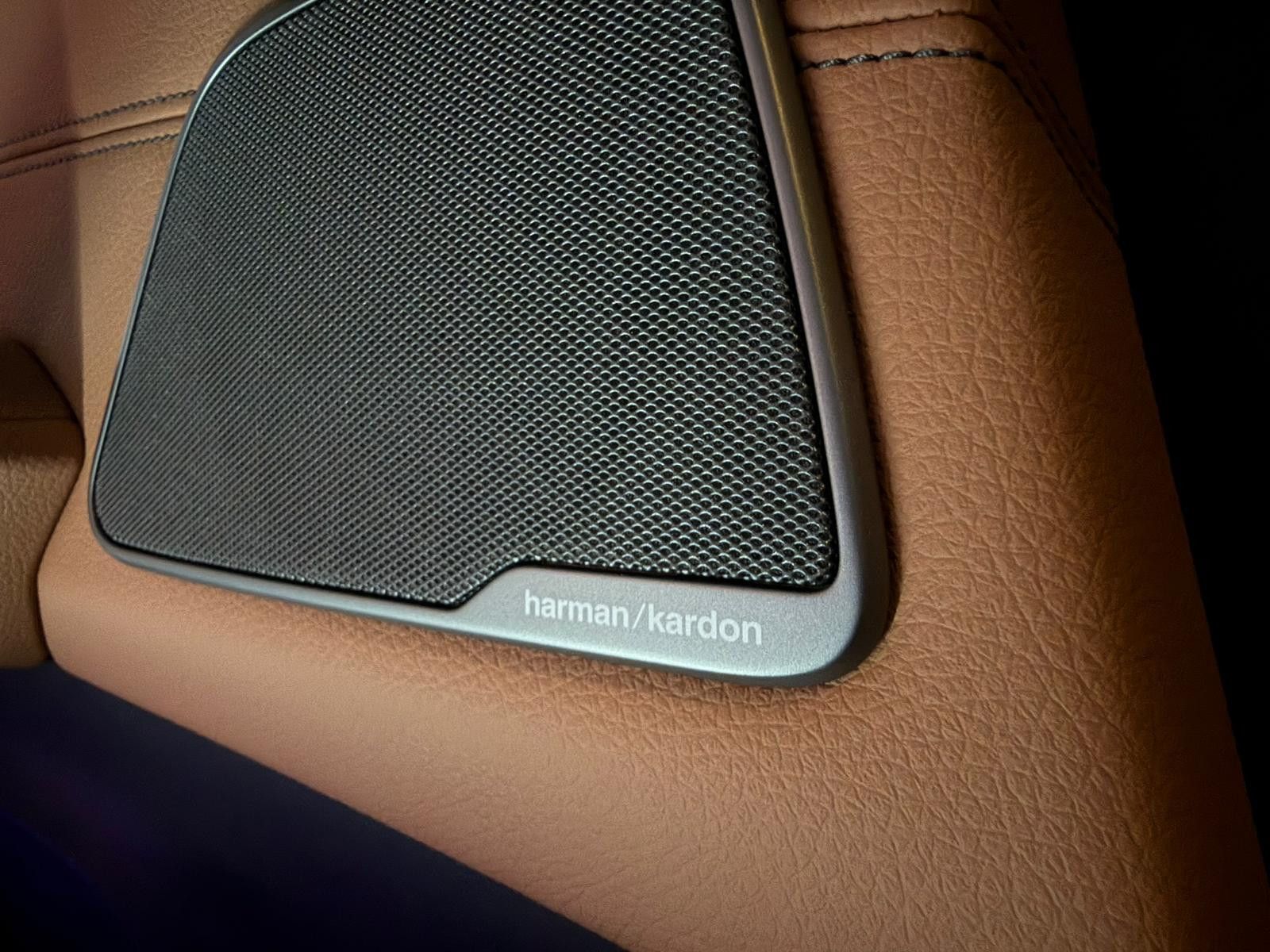 Fahrzeugabbildung BMW 530d M-SPORT/FACELIFT/LASER/ASSIST/STHZG/AHK