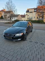 Volvo V70 D5 AWD Momentum Geartronic TÜV 04.2028  - Volvo V70 20V mit Diesel-Antrieb