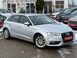 Audi A3 1.8 TFSI Sportback S-Line*AUTOMATIK*8-FACH*BT - Audi A3 mit Benzin-Antrieb: Limousine, 1.8