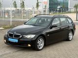 BMW 320 Baureihe 3 Touring 320i - BMW 320 aus 2007: Kombi, 320i