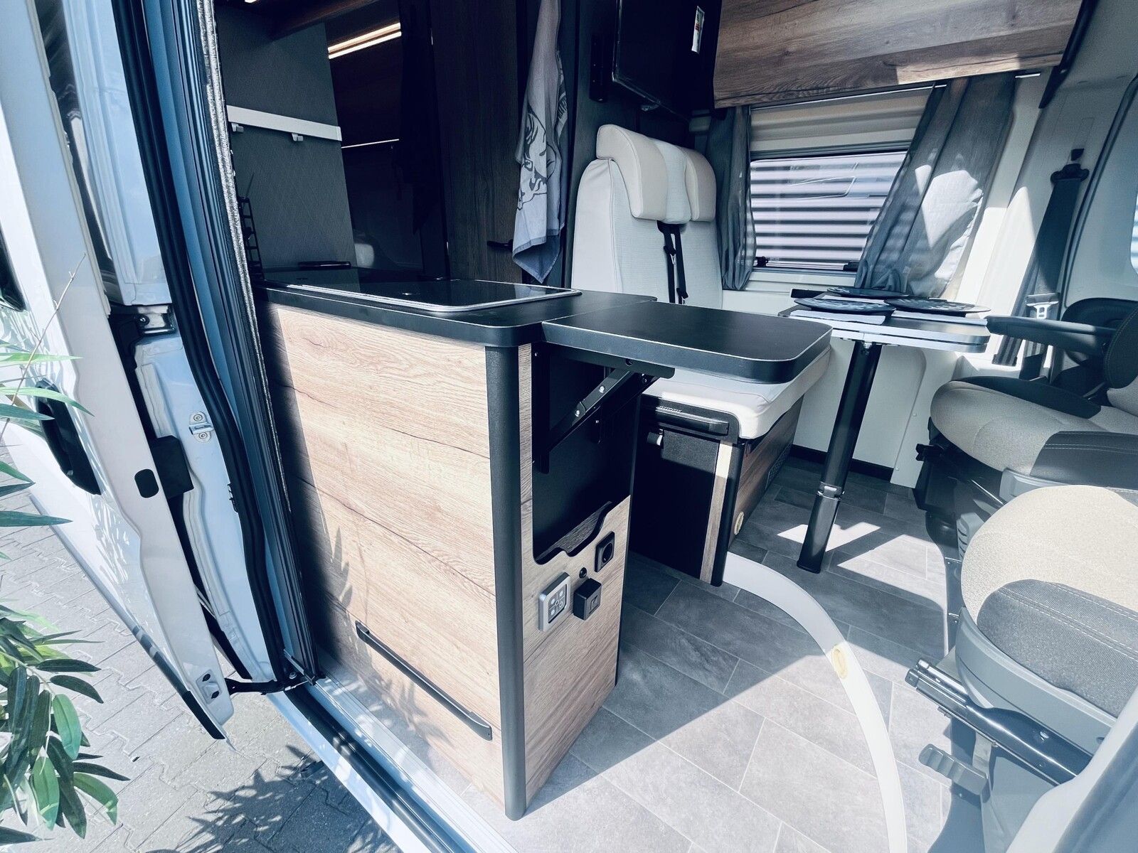 Fahrzeugabbildung XGO X-VAN 4 AUTOMATIK