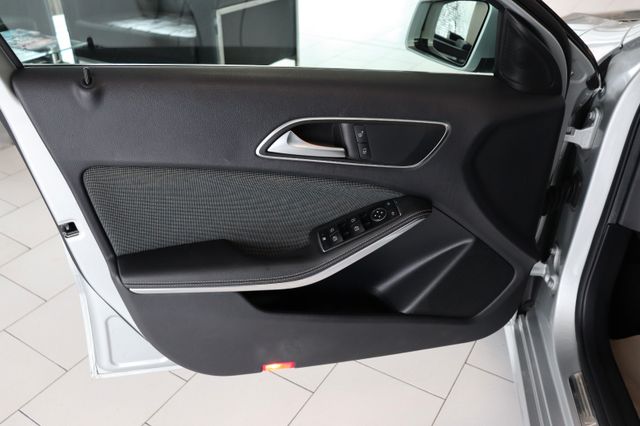 Fahrzeugabbildung Mercedes-Benz A 180 CDI / d BlueEfficiency|NAVI|PDC|TEMPOMAT|