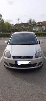 Ford Fiesta 1,3 51 kW Silver Magic Silver Magic - Ford Fiesta: Silver Magic