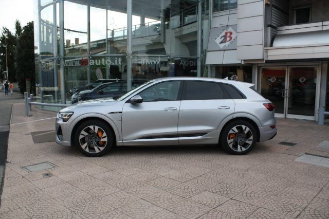 Audi AUDI e-tron SPB 55 quattro Business Fast imagem 2