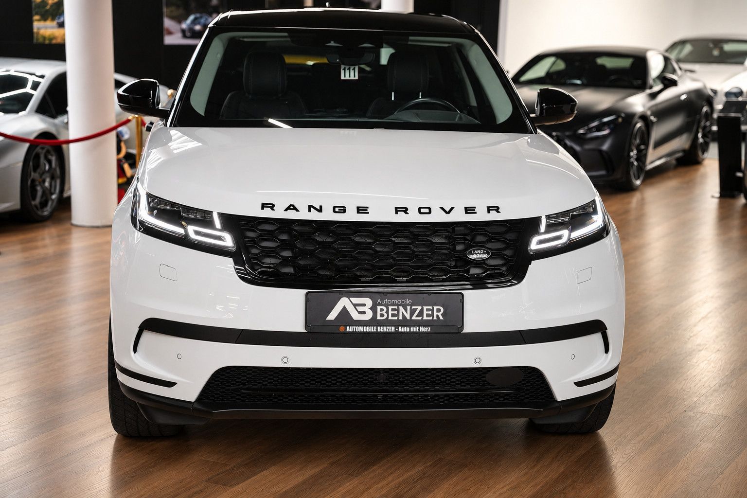 Fahrzeugabbildung Land Rover Range Rover Velar Kamera*Head-UP*Matrix*CarPlay