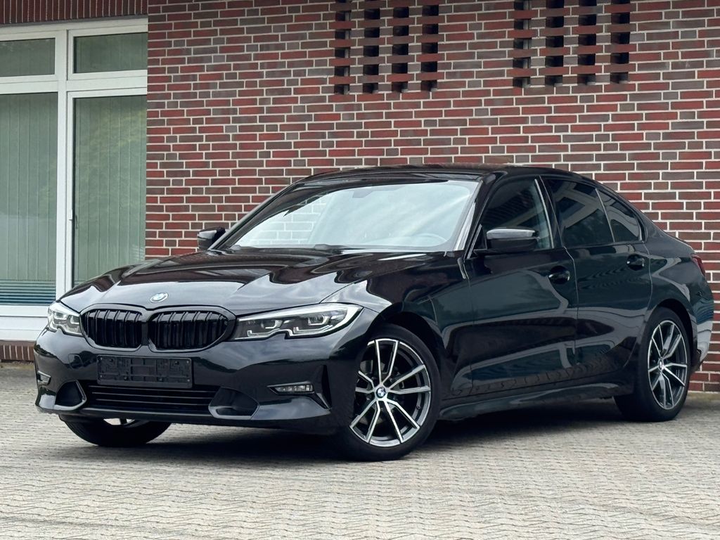 Image of BMW 320