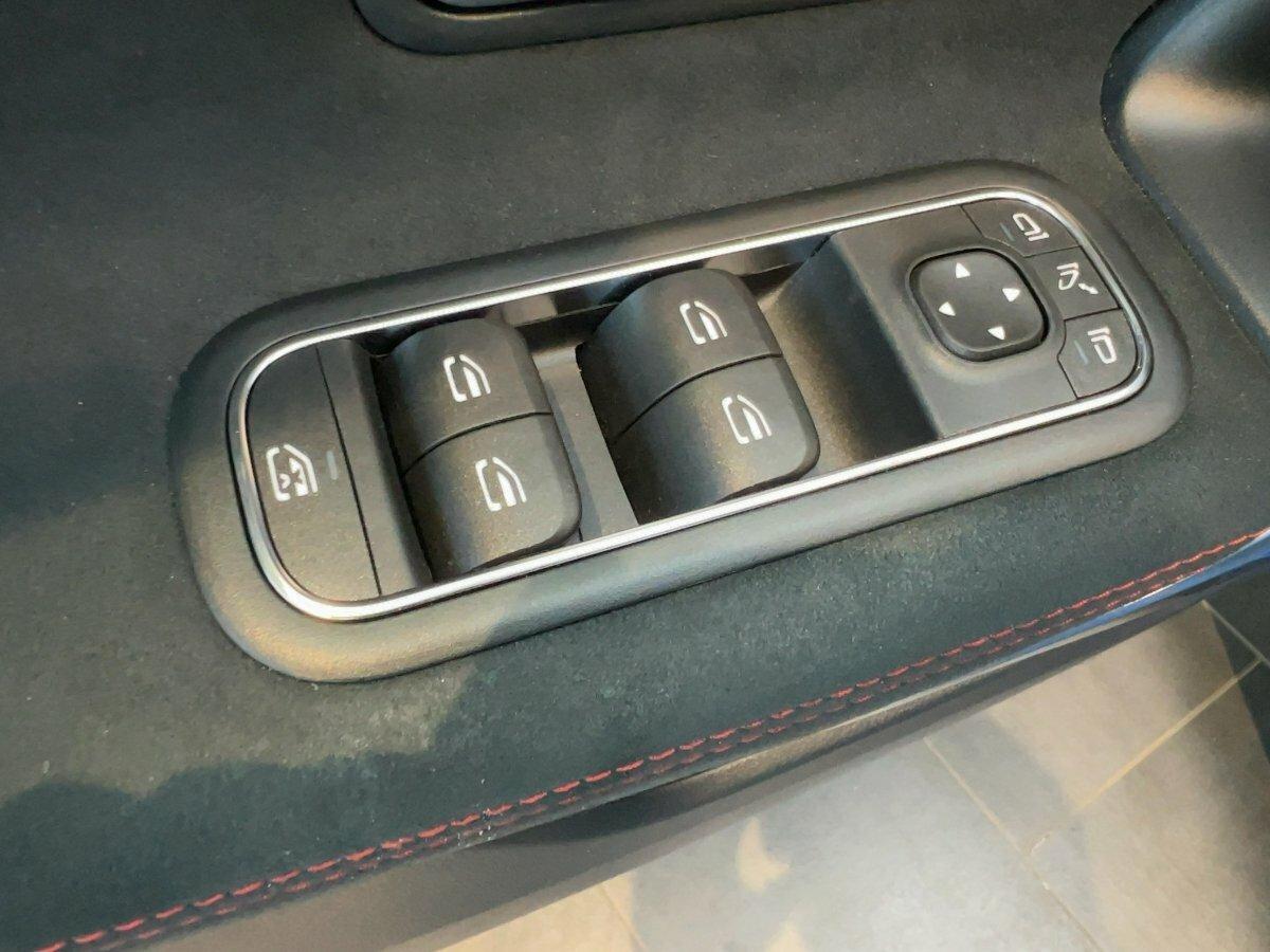Mercedes-Benz A 250e EQ Hybrid AMG+LED+KEY.-GO+360+AMBIENTE