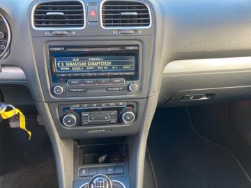 Volkswagen Golf - 11