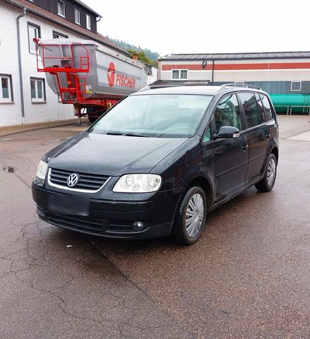 Volkswagen VW Touran 2.0 TÜV Neu