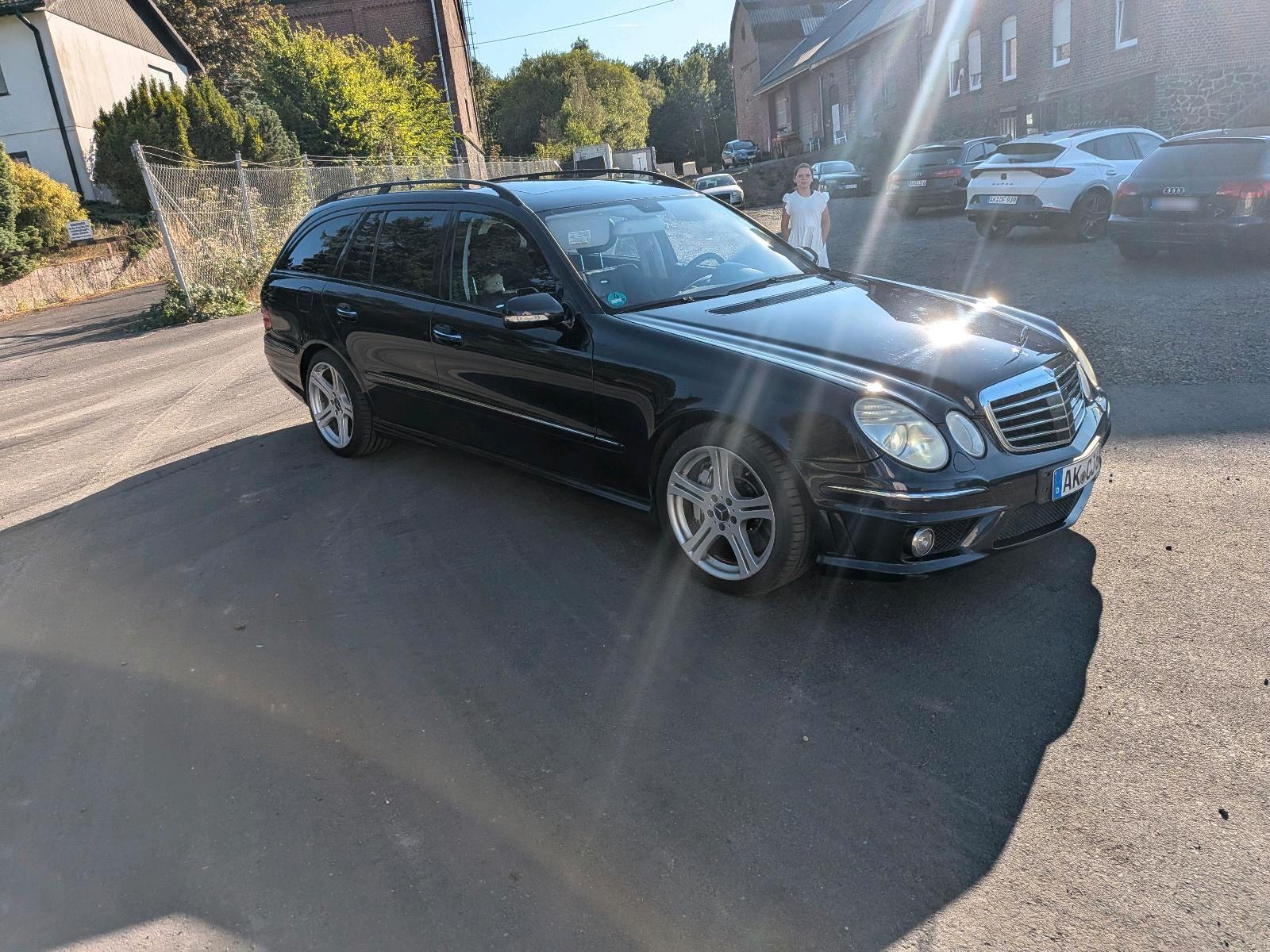 Mercedes-Benz E 63 AMG