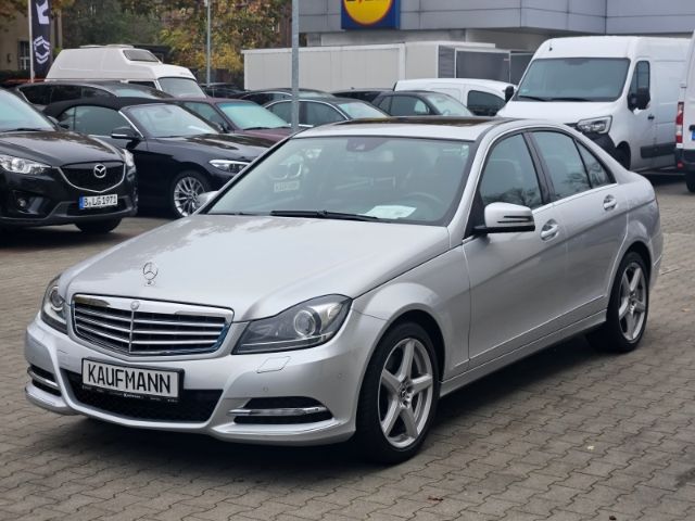 Mercedes-Benz C 350 CGI BlueEfficiency Navi Leder Bi-Xenon Kur