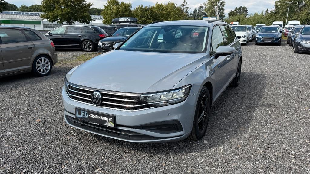 Volkswagen Passat Conceptline 1Hand Kamera CarPlay LED 2023