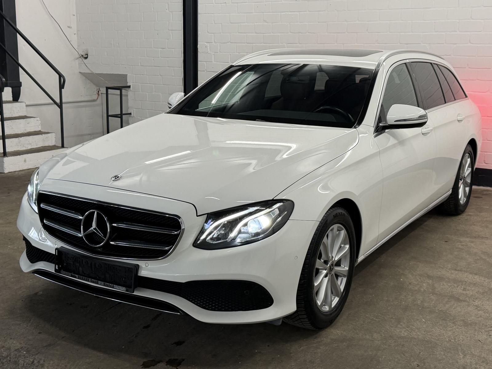 Mercedes-Benz E 200 T 9G-TRONIC Avantgarde/LED HighPerformance