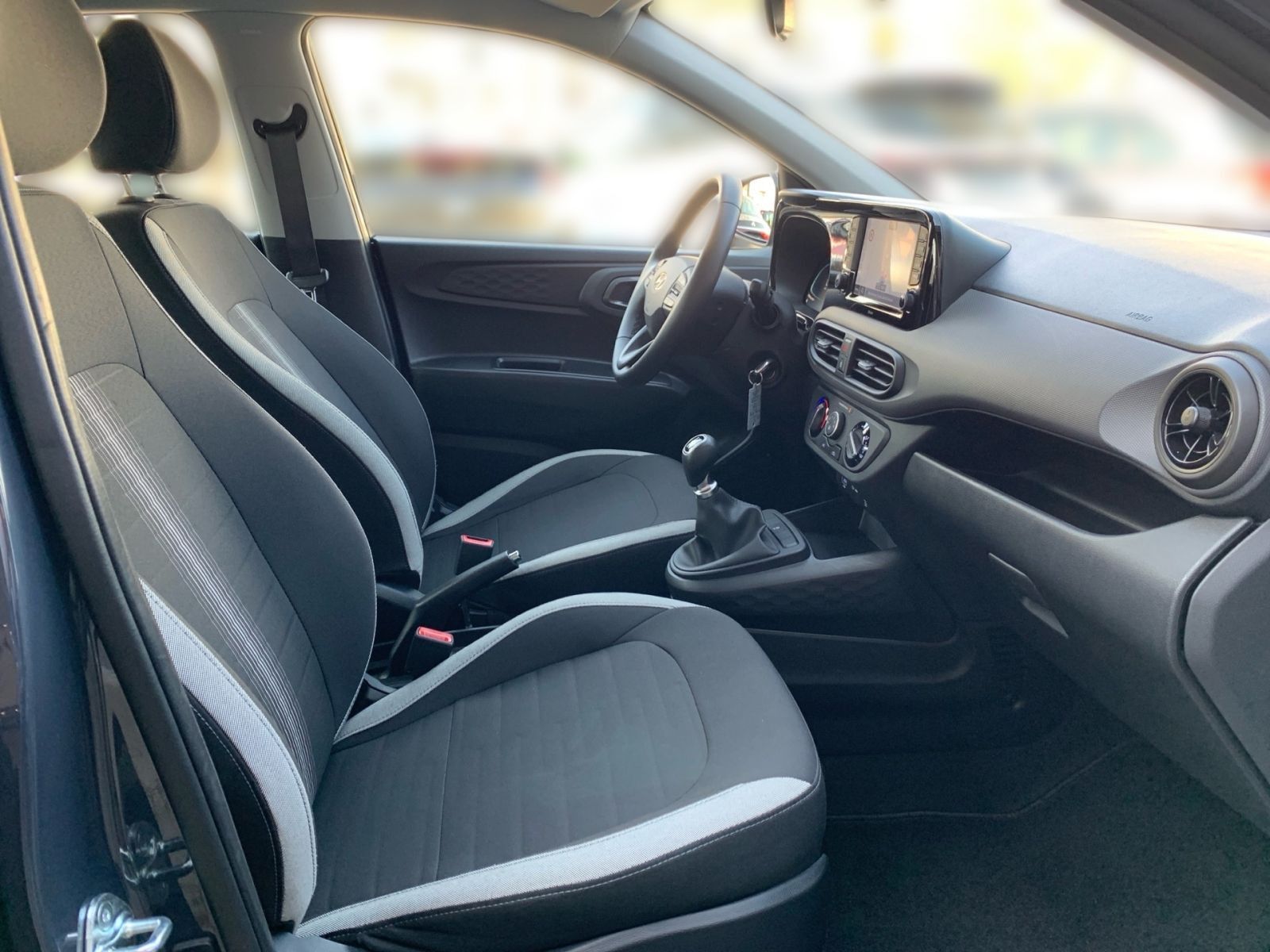 Fahrzeugabbildung Hyundai i10 1.0 Select Navi Kamera Allwetter