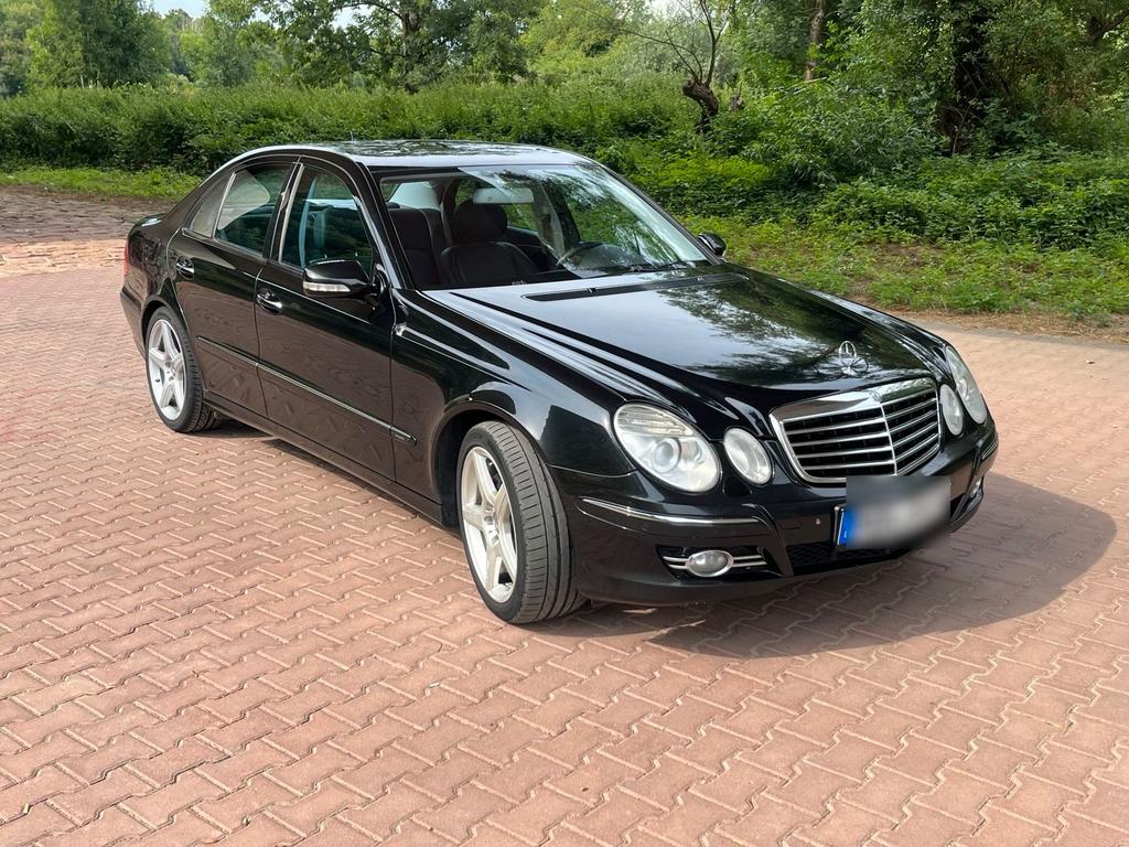 Mercedes-Benz E 280