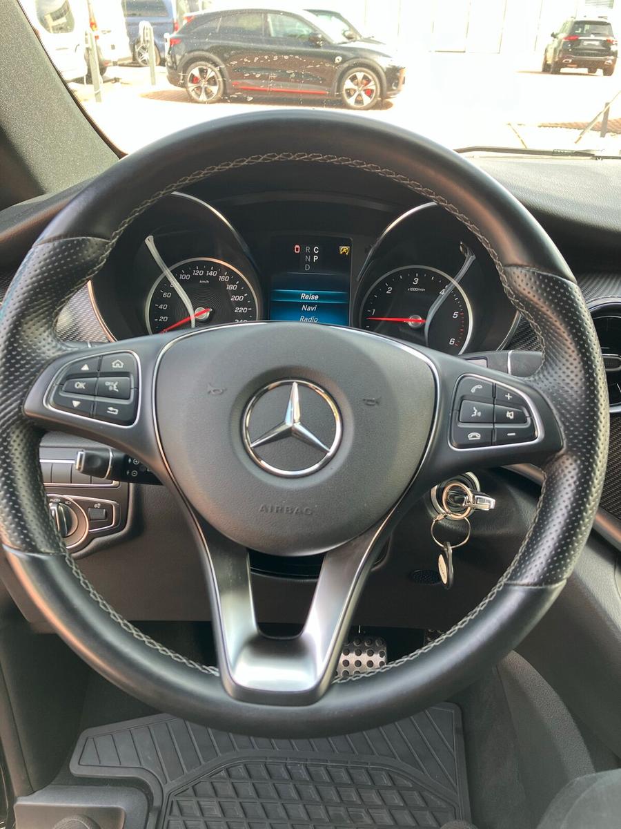 Mercedes-Benz V 250 d AMG Line Lang LED Night AHK 360°Kamera