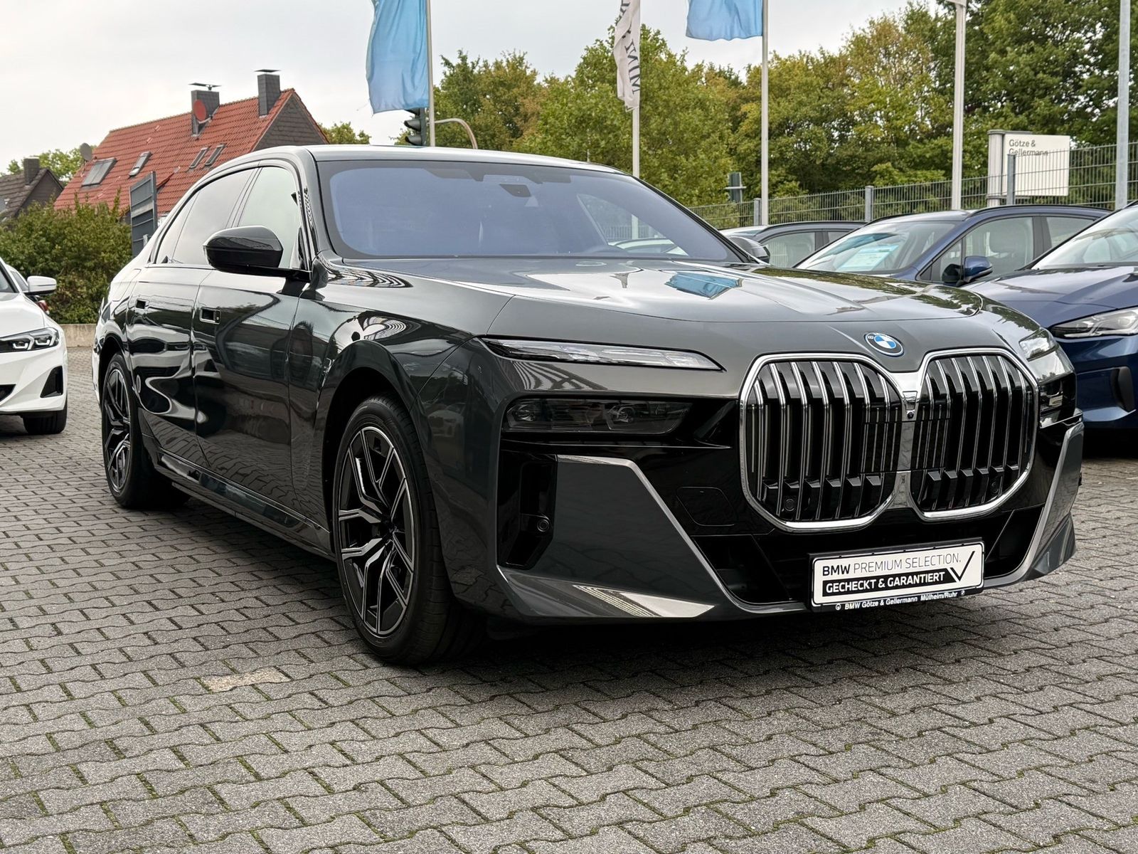 BMW 750 - Bild 3