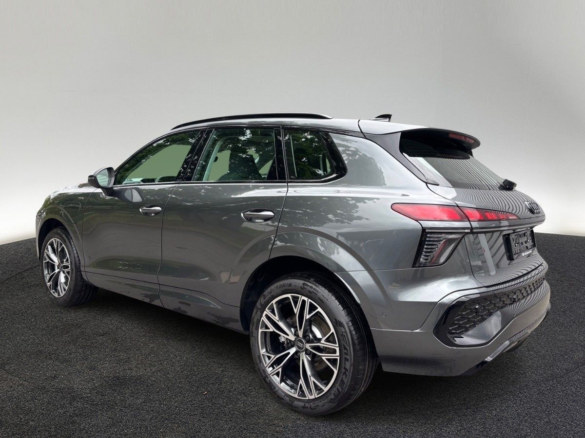 Audi Q3 e-hybrid S tronic foto 9