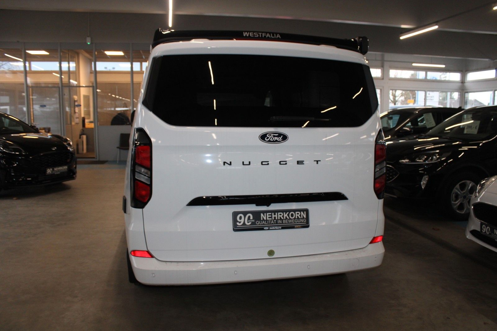 Fahrzeugabbildung Ford NUGGET L1 Titanium MARKISE + Aufstelldach SOFORT