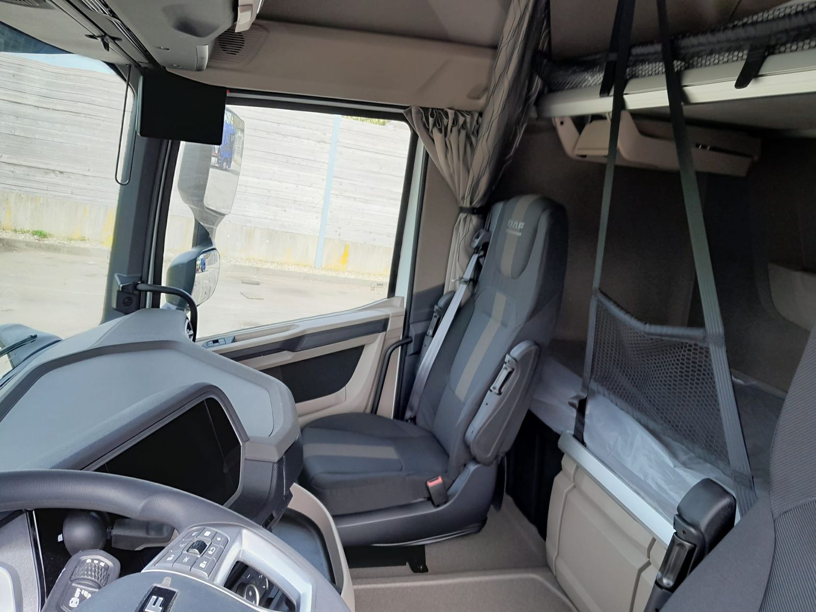 Fahrzeugabbildung DAF FAN XG 480 Multiwechsler 1120-1320