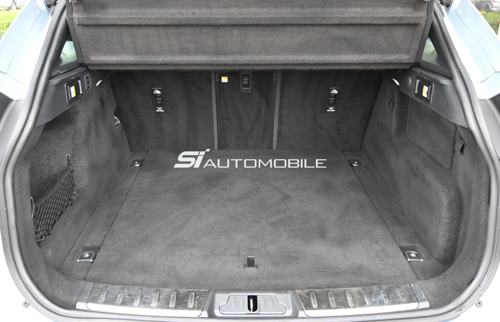 Fahrzeugabbildung Jaguar F-Pace D300 R-DYNAMIC SE AWD °ACC°AHK°HUD°PANO°