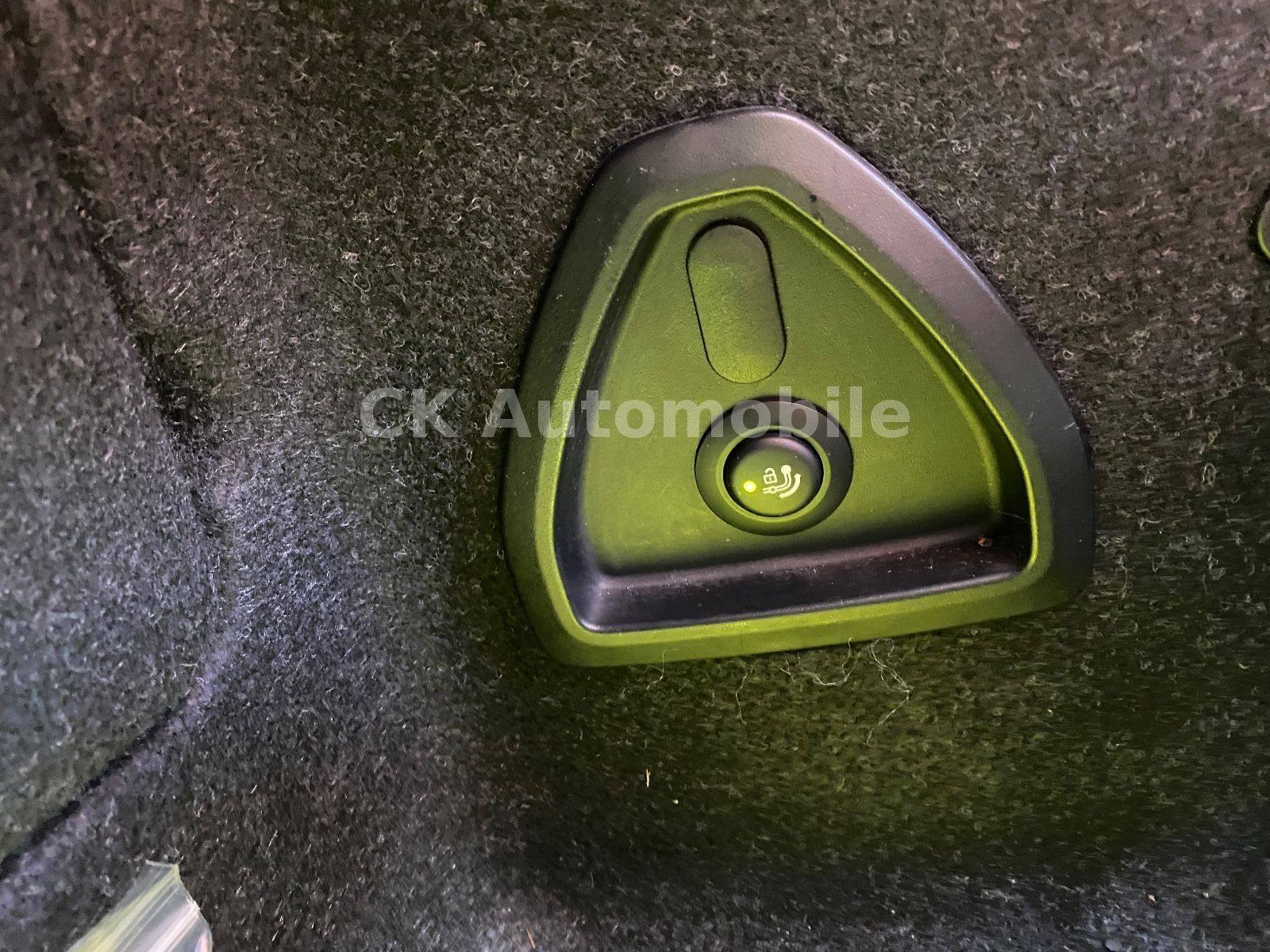 Fahrzeugabbildung BMW 320d Lim. M-Sport/Shadow-Line/Navi/Leder/LED/Kam