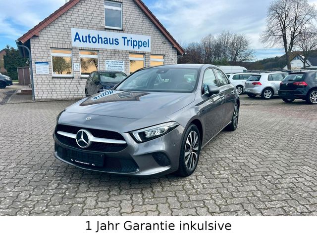 MERCEDES-BENZ A 250e Plug-in Hybrid LED NAVI AHK PDC
