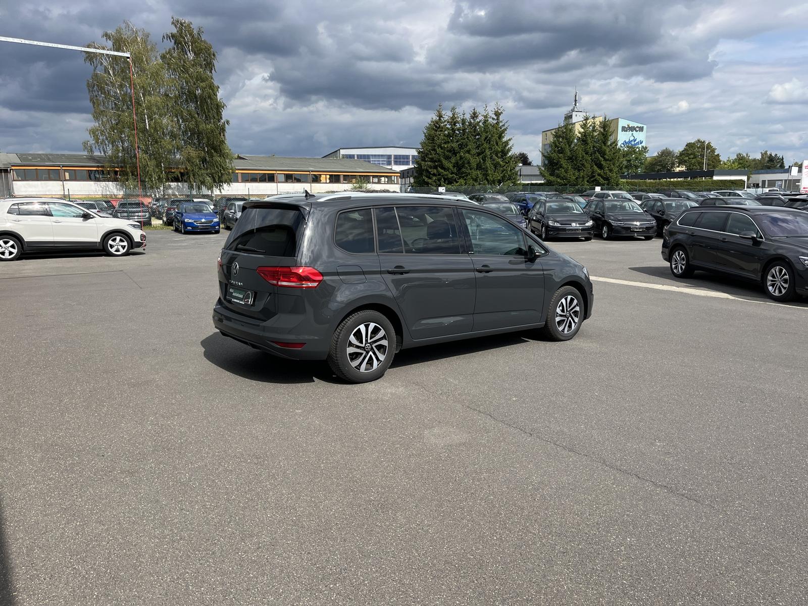 Volkswagen Touran 2.0 TDI ACTIVE 125€ m.20% Anz. STHZ Navi, миниатюра 8