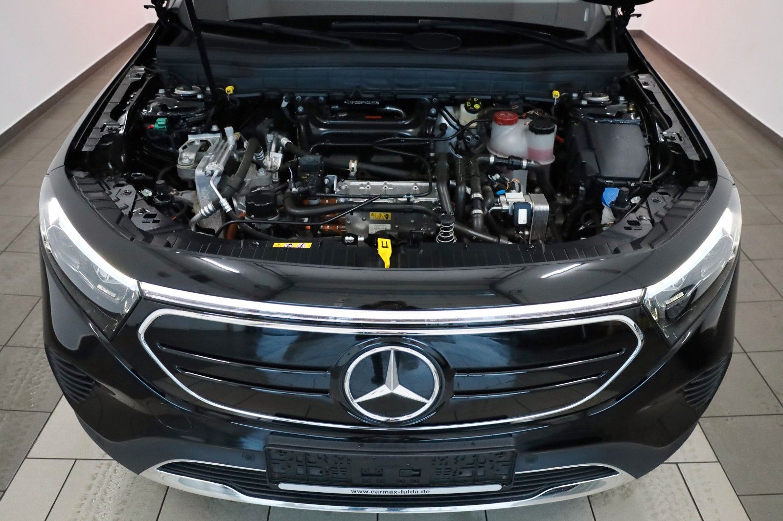 Fahrzeugabbildung Mercedes-Benz EQB 250 Progressive,Leder,Navi,LED,SH,Kamera +WR