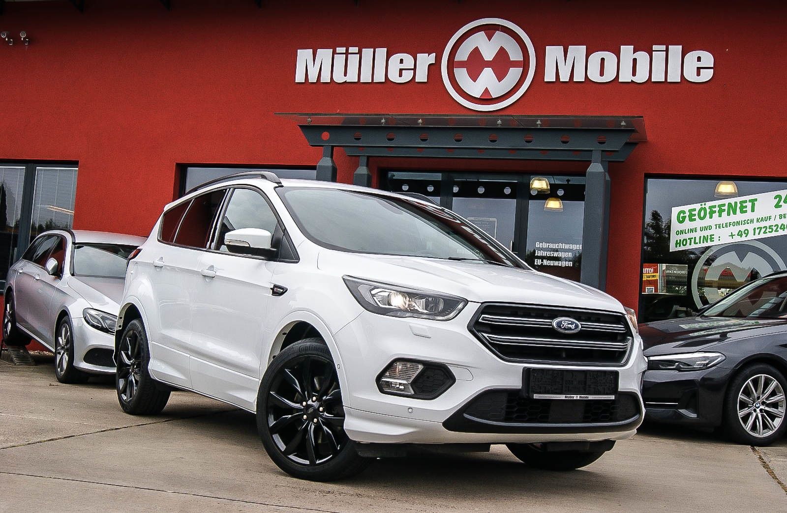 Fahrzeugabbildung Ford Kuga 15 EcoBoost 4x4 Auto ST-Line 1.HAND