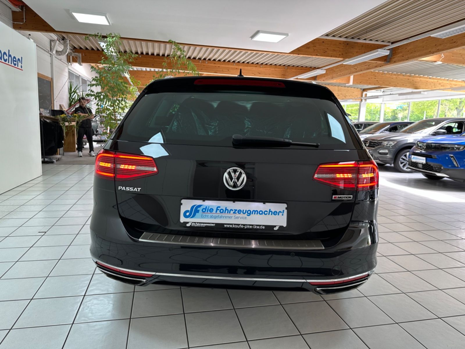 Fahrzeugabbildung Volkswagen Passat Variant Highline BMT4Motion*DSG*CarPlay