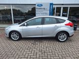 Ford Focus Lim. Trend AUDIO-CD PDC SHZ FSH LKH LMF ZV - Ford: Audio