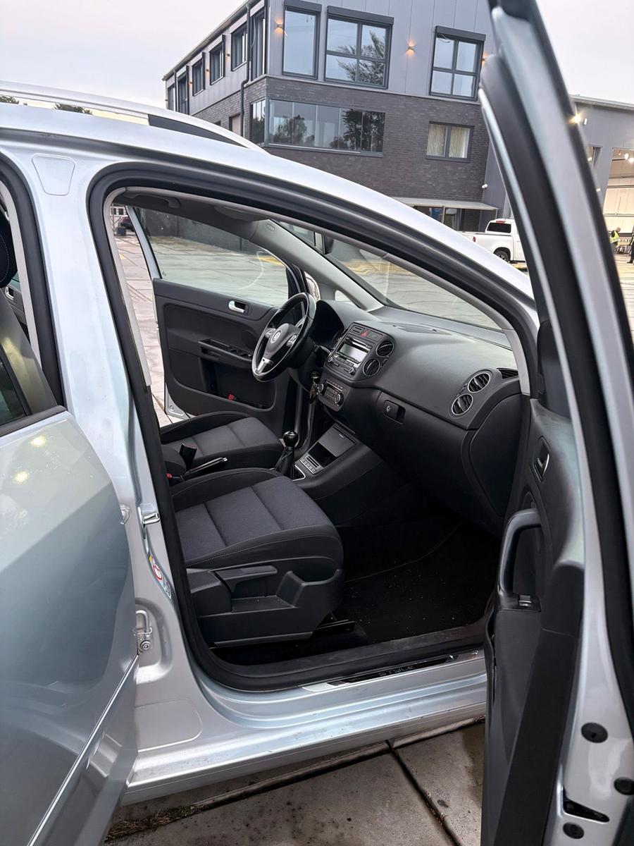 Volkswagen Golf Plus 2011 — photo 10