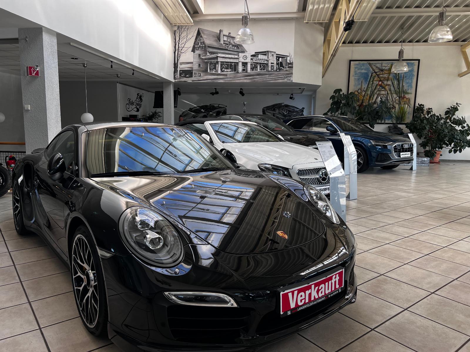 showroom-image-top
